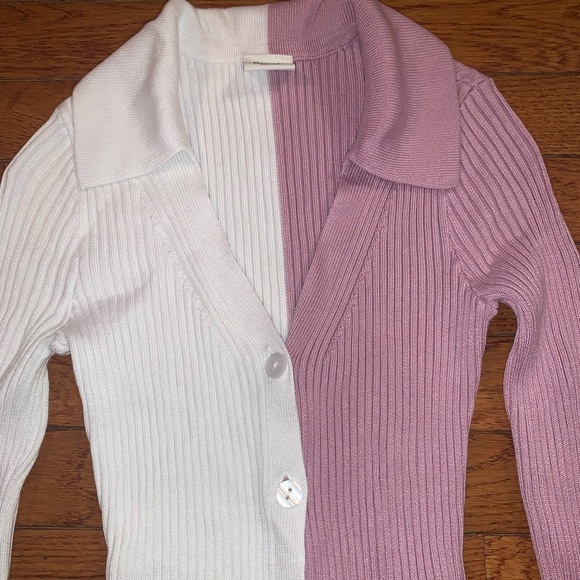 Stylish waist length top - Picture 7 of 8